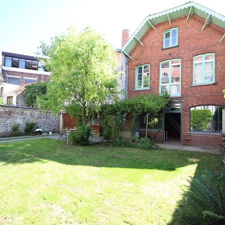 La Maison Du Fond Du Jardin Ixelles Exteriör bild