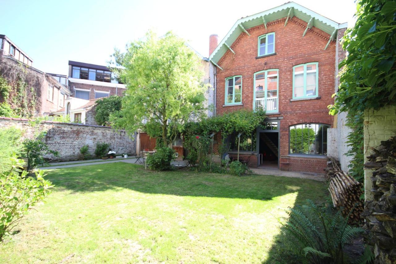 La Maison Du Fond Du Jardin Ixelles Exteriör bild